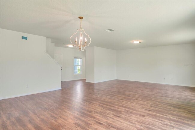 Building Photo - 3936 Fescue St