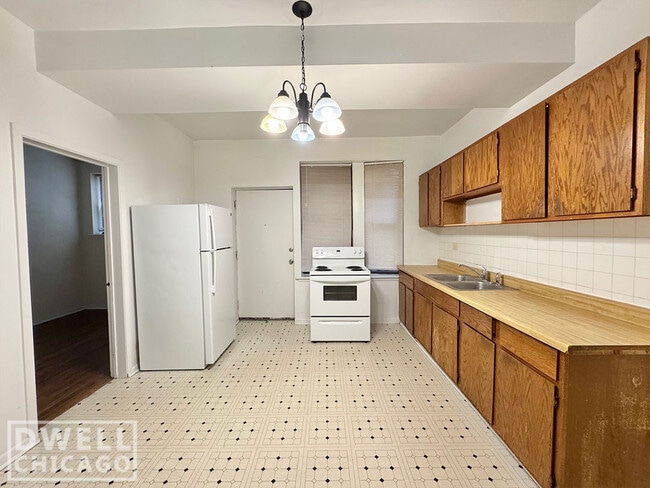 Building Photo - 2325 N Kedzie Blvd