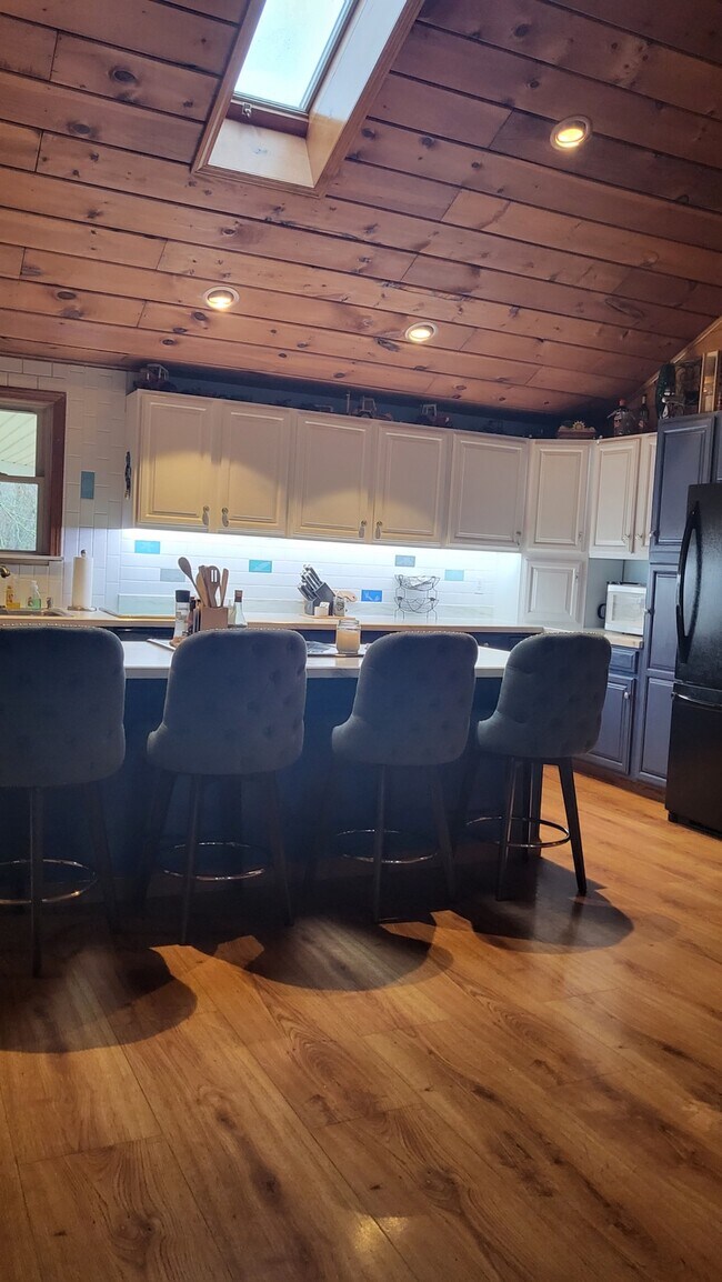 3395 Tower Hill Rd, South Kingstown, RI 02879 House Rental in South