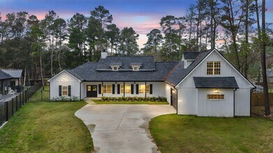 Building Photo - 5 W Forest Ct