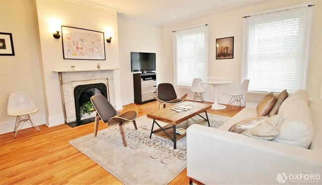 Foto del edificio - 104 E 17th St