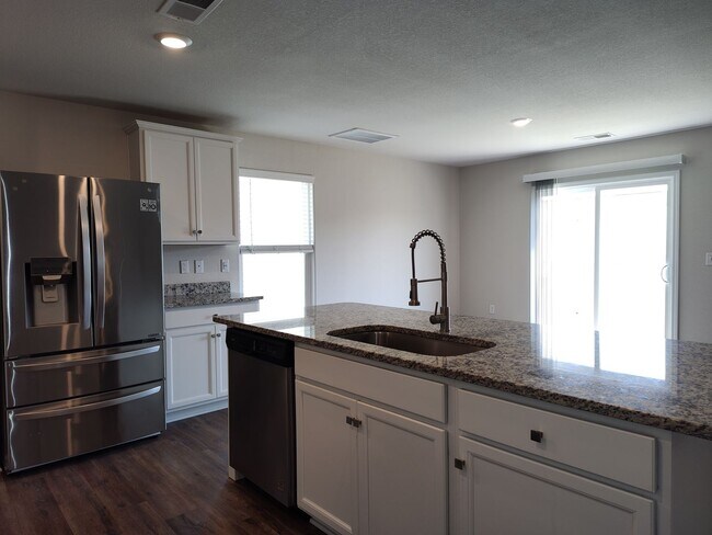Foto del edificio - 9220 Creedmore Hills Dr