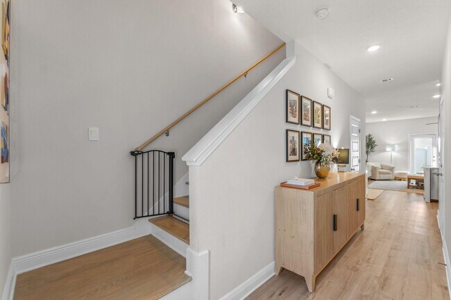 Foto del edificio - 4 Redbird Lp