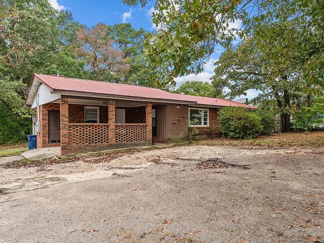 Building Photo - Earn Wealth While Leasing - Like a Homeowner - Lease to Own