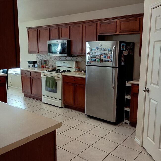 Foto del edificio - 11616 Fletcher Hall Ln