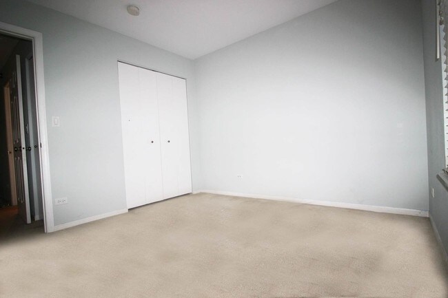 Foto del edificio - 713 E Whispering Oaks Dr