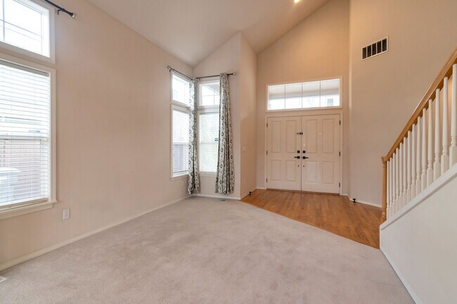 Building Photo - 12730 SE 302nd St