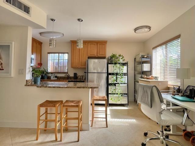 Foto del edificio - 410 SW 15th St