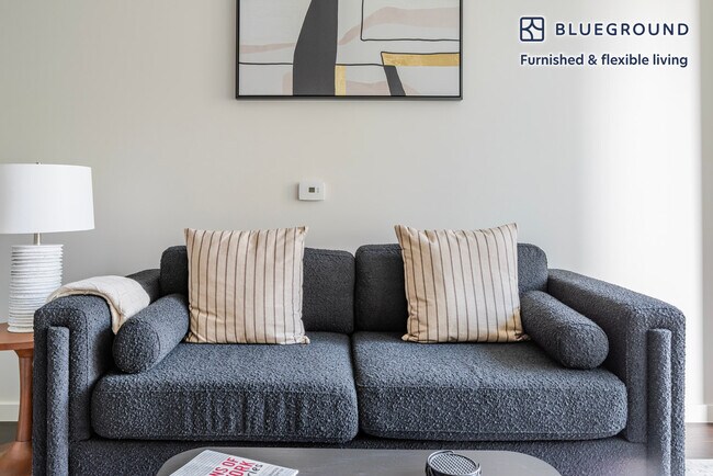 Foto del edificio - 150 Van Ness Ave