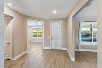 Building Photo - 19001 Aqua Shore Dr