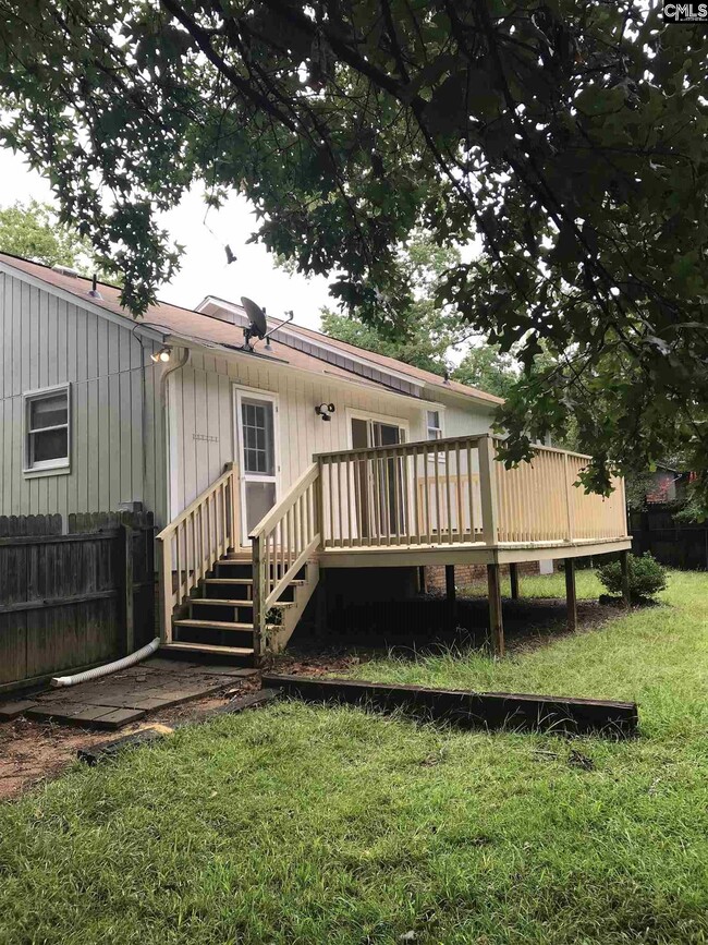 Building Photo - 737 N Royal Tower Dr
