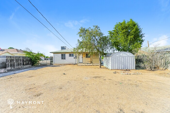 Foto del edificio - 668 W Raymond St