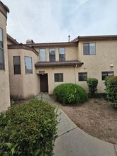 Building Photo - 3623 La Mancha Pl