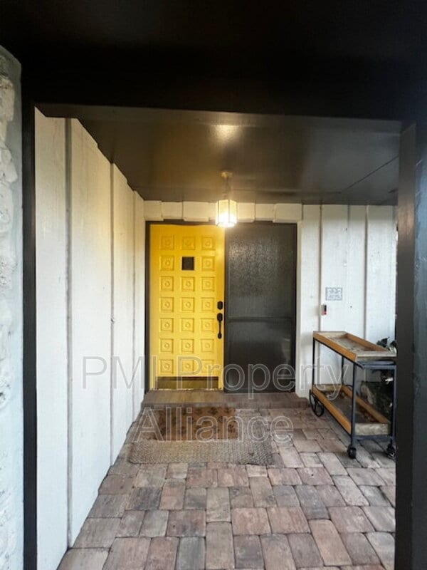 Foto del edificio - 4044 Tenita Dr