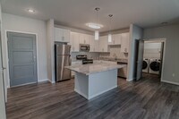 Oak Ridge at University Park Senior Apartm...