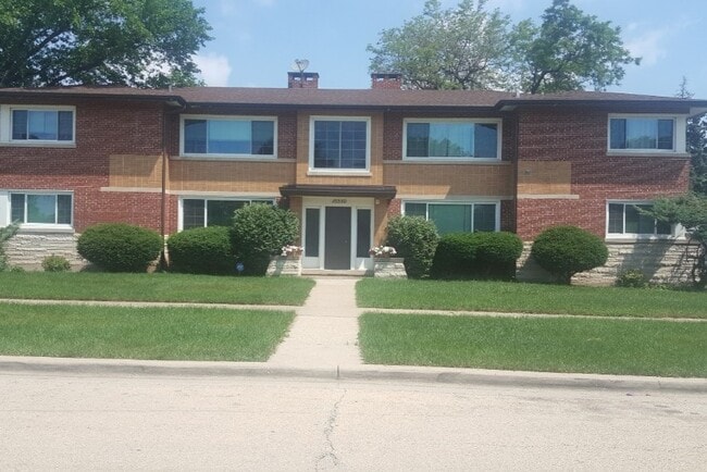 ¡Pronto habrá más fotos! - 10350 Kipling St
