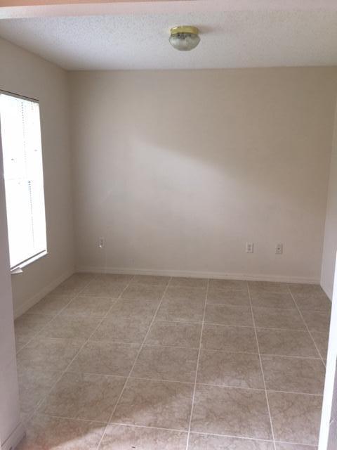 Building Photo - 1281 SW San Esteban Ave