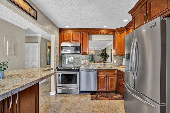 Building Photo - 6722 Moonlit Dr