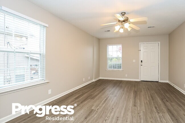 Foto del edificio - 1206 Shannon Ln