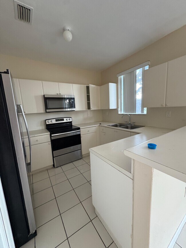 Foto del edificio - 2755 SE 15th Rd