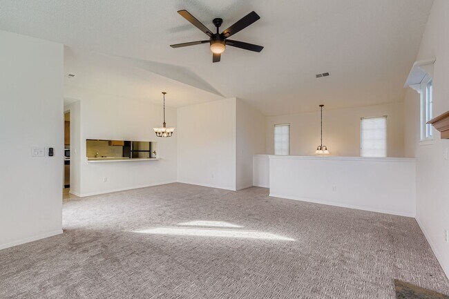 Foto del edificio - 9167 W Cedar Dr