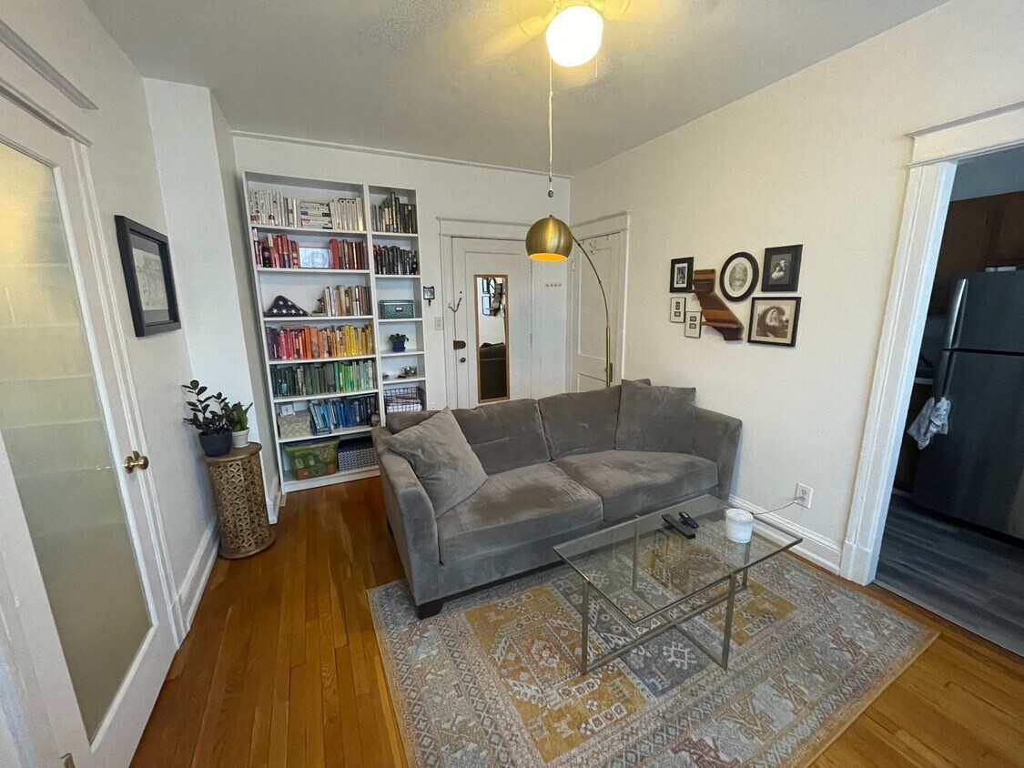 Foto principal - 414 Seward Sq SE