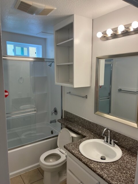 Foto del edificio - 5529 Fulcher Ave