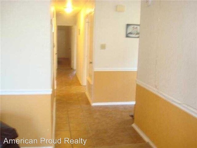 Building Photo - 1149 Royal Crest Dr