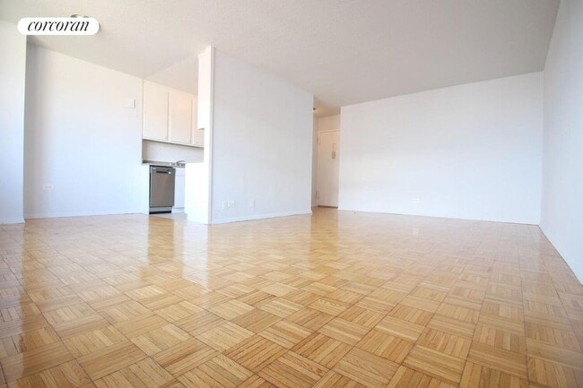 Building Photo - 401 2nd Ave