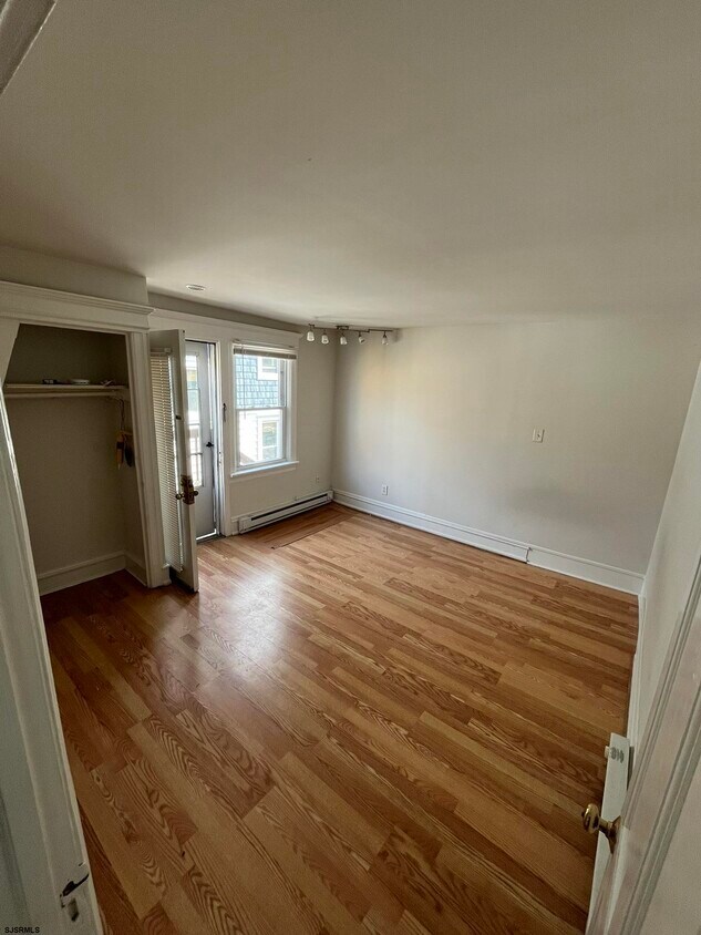 Foto principal - 14 N Oakland Ave