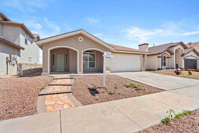 Foto del edificio - 5432 Santiago Roque Dr