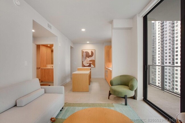 Building Photo - 601 N Miami Ave