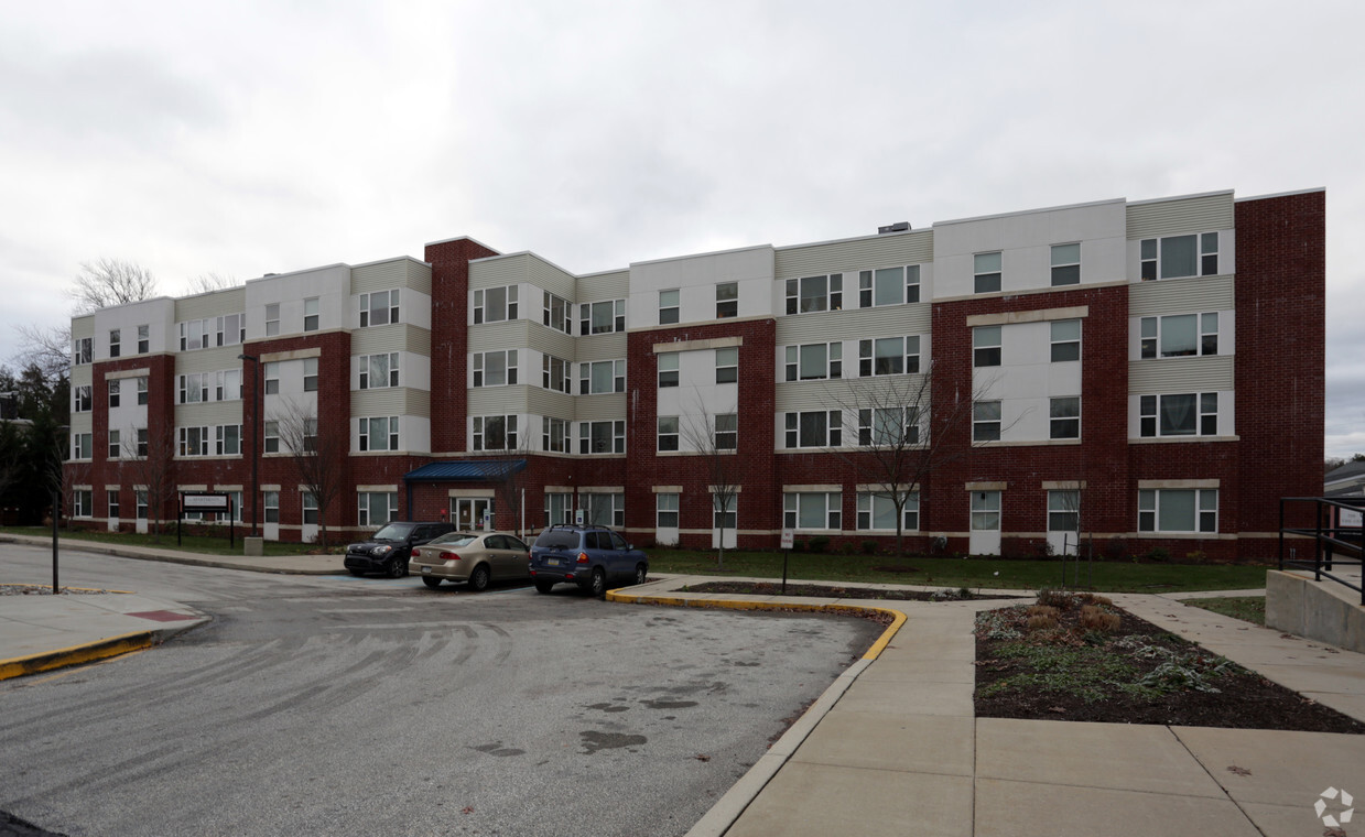 Foto principal - The Apartments at Germantown Senior Community