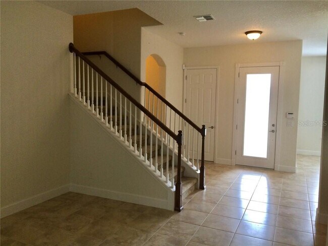 Foto del edificio - 2120 Painter Ln