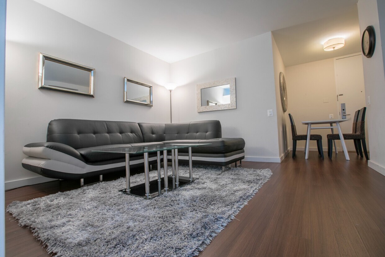 Primary Photo - 401 East 34th Street