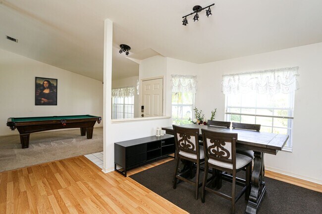 Foto del edificio - ***POOL HOME***GREAT LOCATION***PLANTATION***3 BED/2 BATH SF HOME***ANNUAL RENTAL***FURNISHED OR ...