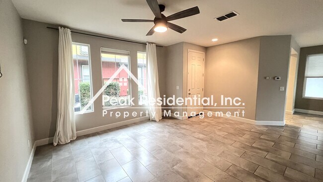 Foto del edificio - Wonderful 3bd/2ba West Sacramento Home!