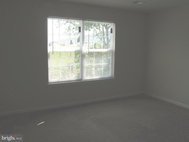 Building Photo - 406 Viewpoint Way
