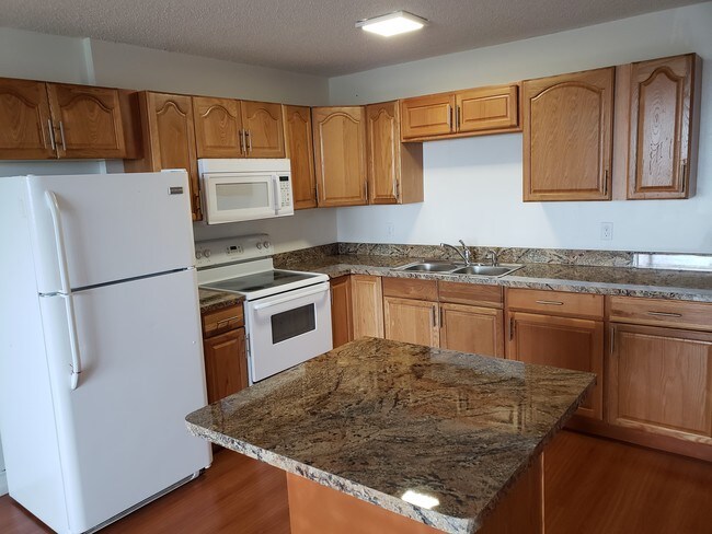 Kitchen - 406 NW 68th Ave