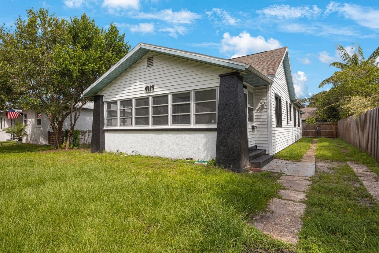 Primary Photo - 4119 1st Ave N