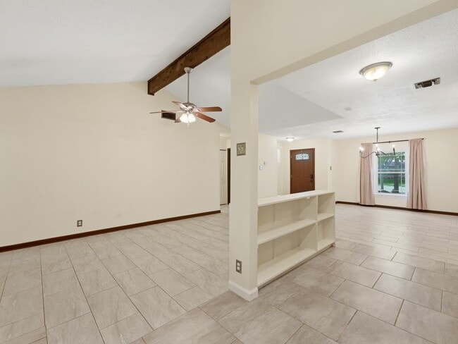 Building Photo - 1114 Churing Dr