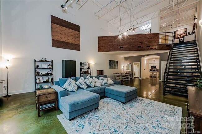Foto del edificio - 913 Westmere Ave