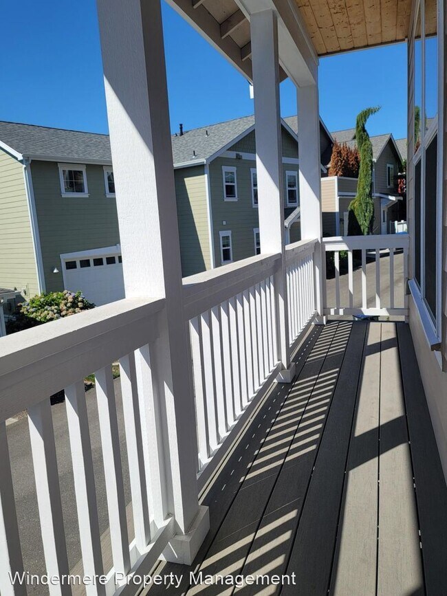 Foto del edificio - 2 br, 2.5 bath House - 19542 Scoter Lane NE