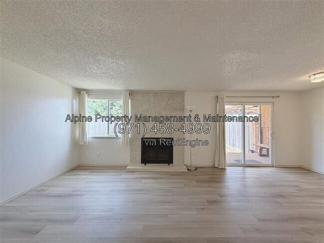 Foto del edificio - 6457 SW 192nd Ave