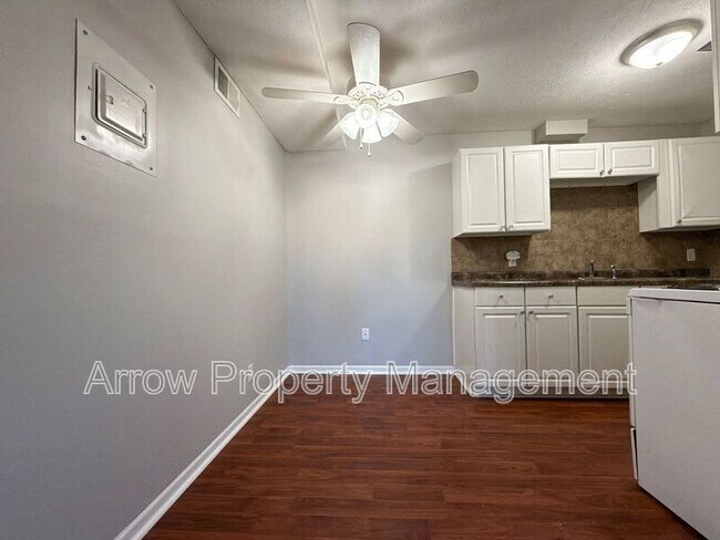 Foto del edificio - 3840 S 46th St