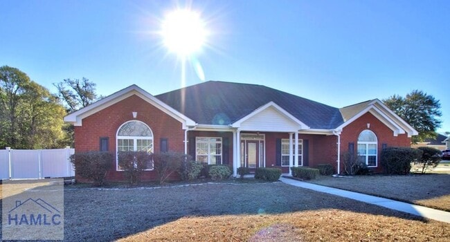 Foto del edificio - 1000 White Oak Cir