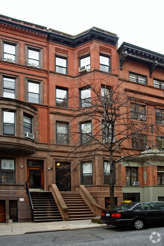 Building Photo - 311 W 76th St