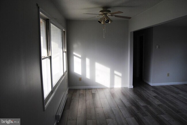 Foto del edificio - 11457 Airport Rd