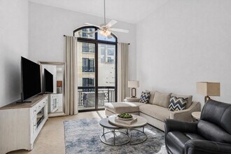 Building Photo - 701 S Olive Ave