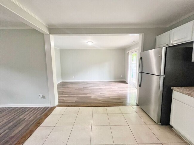 Foto del edificio - 6525 McBride St